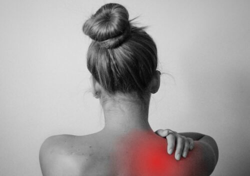 back, pain, shoulder, injury, sun, burn, posture, ergonomic, woman, girl, nature, soreness, discomfort, ache, hurt, irradiate, gray pain